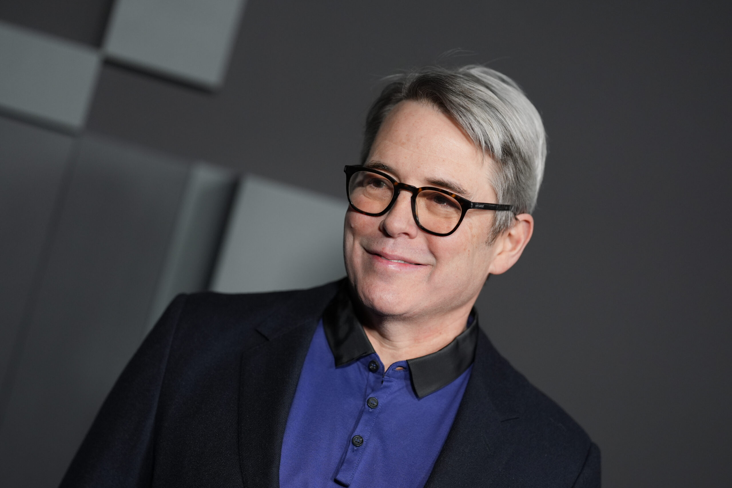 Matthew Broderick, Katie Couric, Anthony Anderson & Jason Alexander Join Rotating Cast Of Broadway’s ‘Celebrity Autobiography’